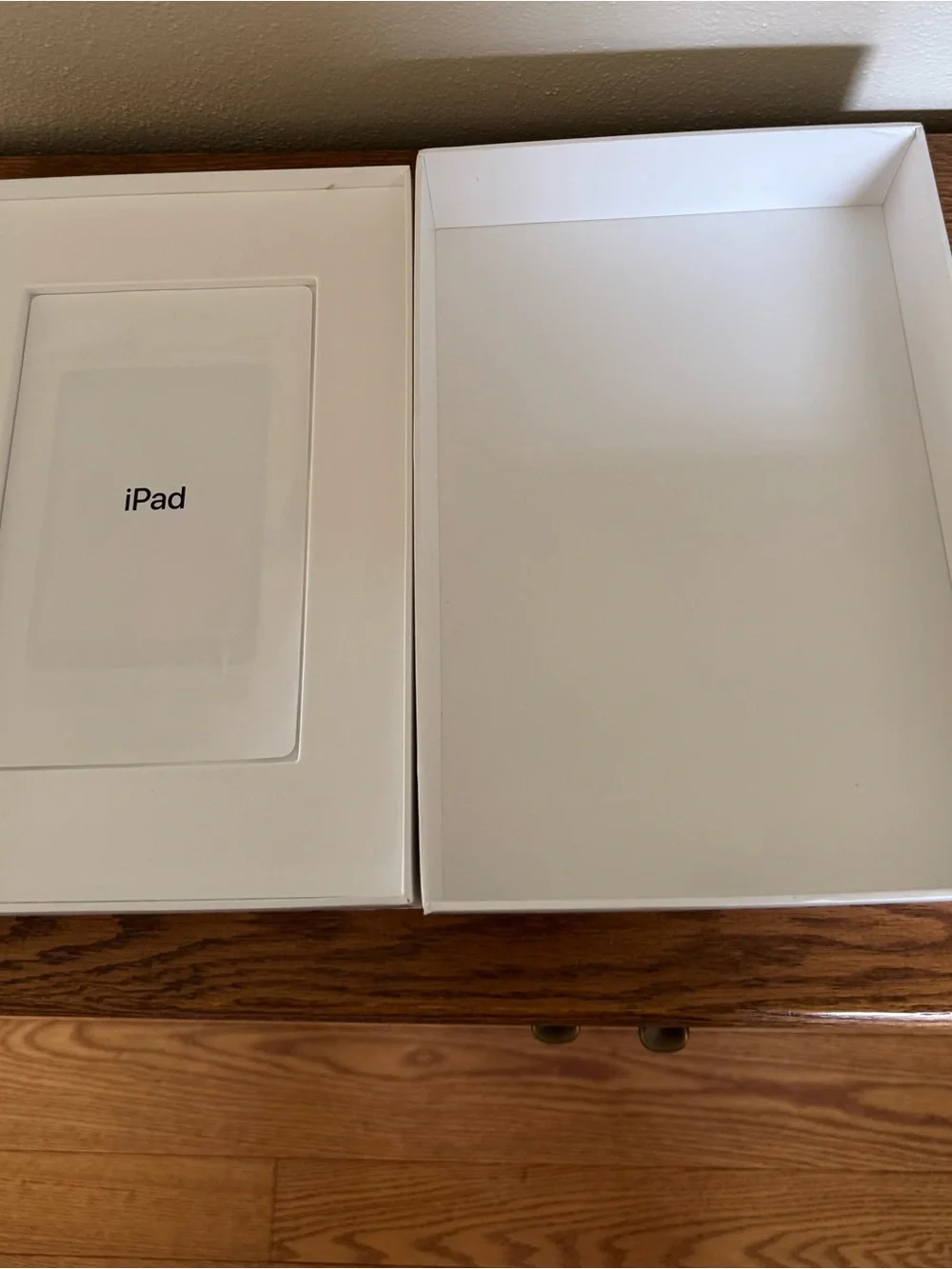 Apple iPad Tablet Generation 9 empty box